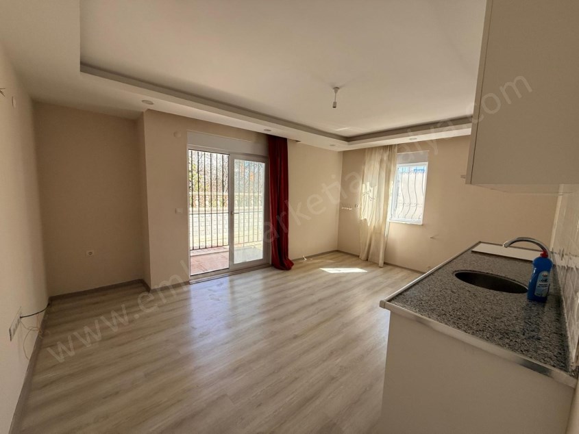 ÇEVRE YOLUNA YAKIN, GÜNEY CEPHE, MASRAFSIZ BAKIMLI DAİRE