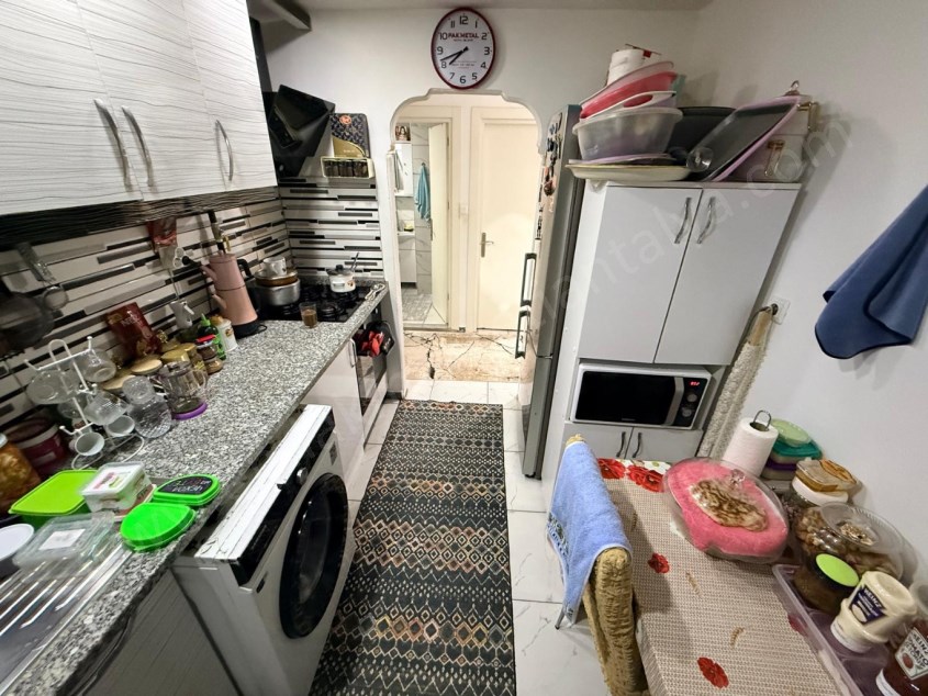 MEVLANA KAVŞAĞINA YAKIN D.GAZ KOMBİLİ GÜNEY CEPHE BAKIMLI DAİRE