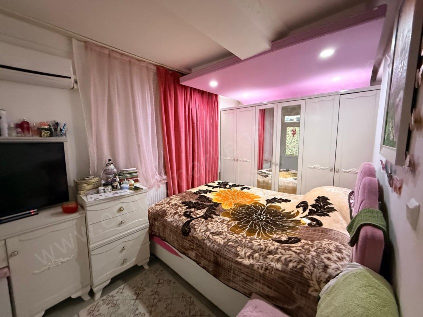 MEVLANA KAVŞAĞINA YAKIN D.GAZ KOMBİLİ GÜNEY CEPHE BAKIMLI DAİRE