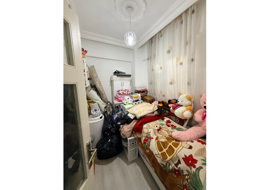MEVLANA KAVŞAĞINA YAKIN D.GAZ KOMBİLİ GÜNEY CEPHE BAKIMLI DAİRE