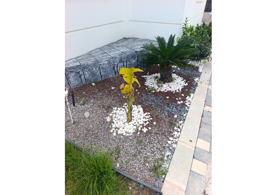HAVUZLU SİTEDE, SIFIR, TRAMVAYA YAKIN SATILIK DAİRE