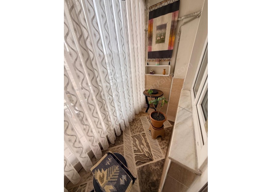 DOĞALGAZ KOMBİLİ, GENİŞ, MASRAFSIZ, ÖZEL TERASLI DAİRE