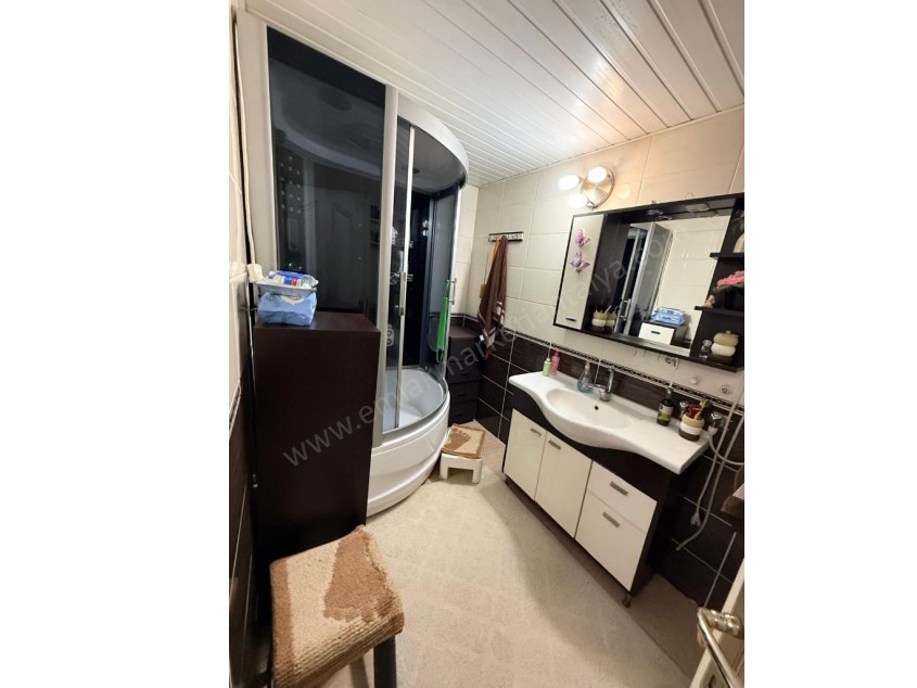DOĞALGAZ KOMBİLİ, GENİŞ, MASRAFSIZ, ÖZEL TERASLI DAİRE