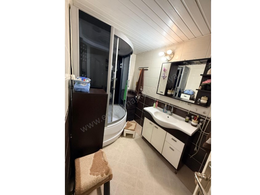 DOĞALGAZ KOMBİLİ, GENİŞ, MASRAFSIZ, ÖZEL TERASLI DAİRE