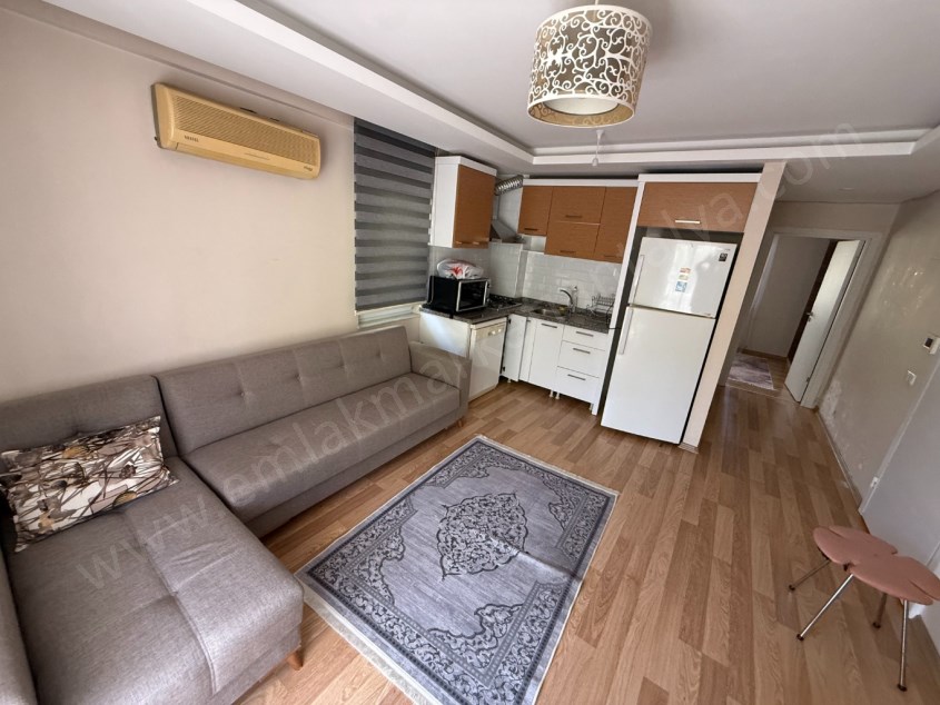 12.CADDE DİBİ KİRALIK EŞYALI 1+1