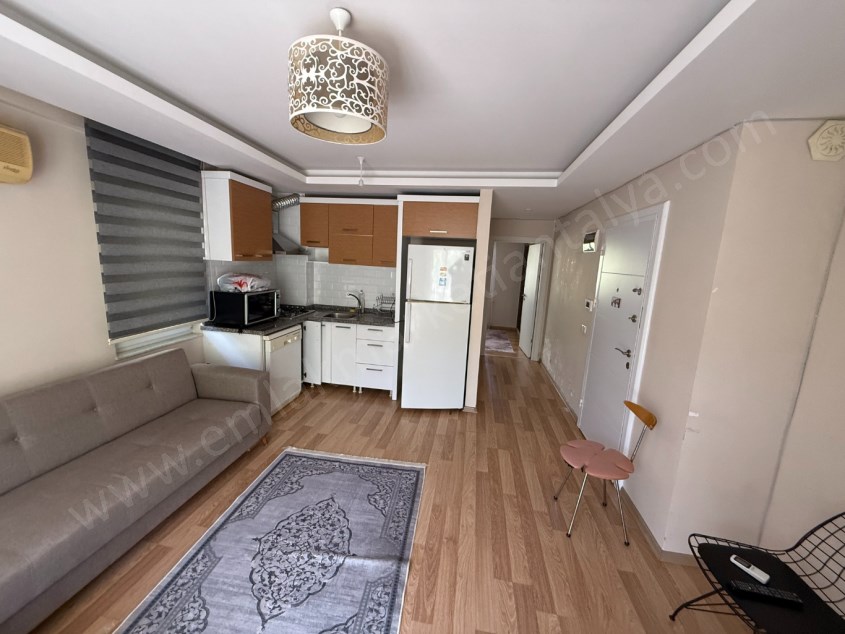 12.CADDE DİBİ KİRALIK EŞYALI 1+1