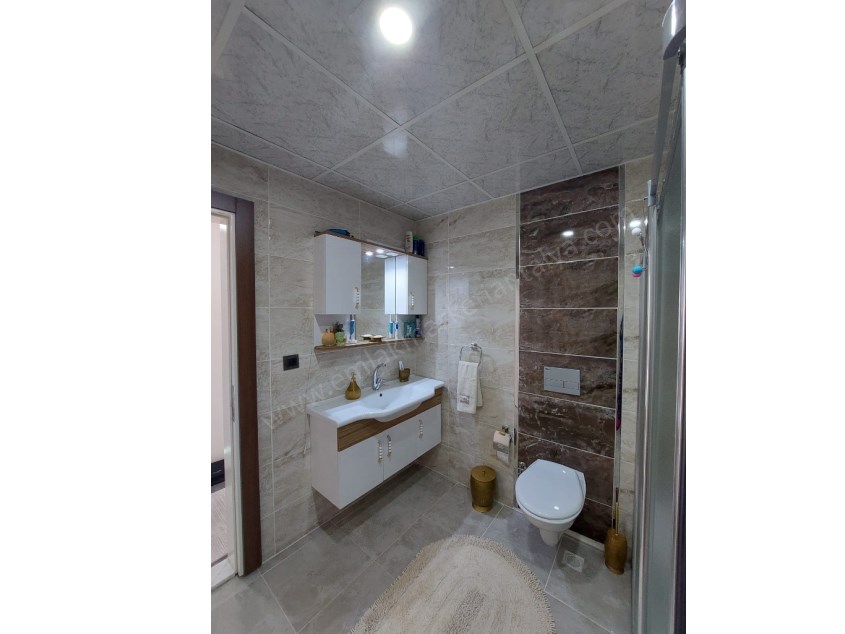 GÜNEY CEPHE, MANTOLAMALI, DOĞALGAZ KOMBİLİ LÜKS DAİRE