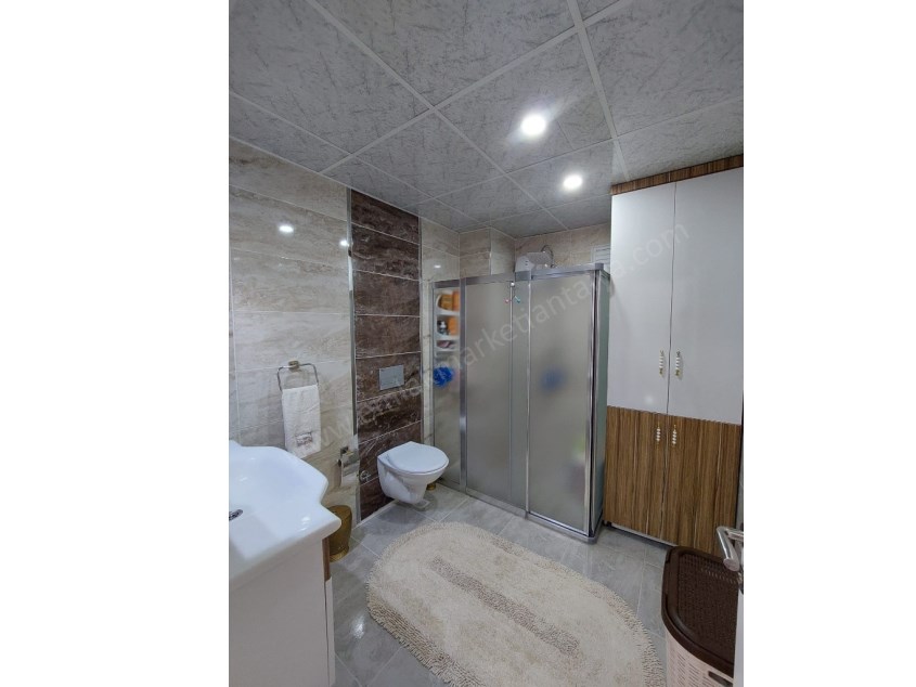 GÜNEY CEPHE, MANTOLAMALI, DOĞALGAZ KOMBİLİ LÜKS DAİRE