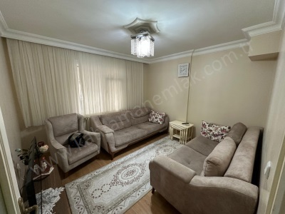 Kaynarcada Ulaşıma Çarşıya Yakın Krediye Uygun 2+1 Satılık Daire Pendik