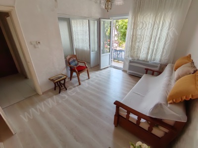 Bahçelievler Merkezde Müstakil 2 Katlı Ev 4+2 Satılık