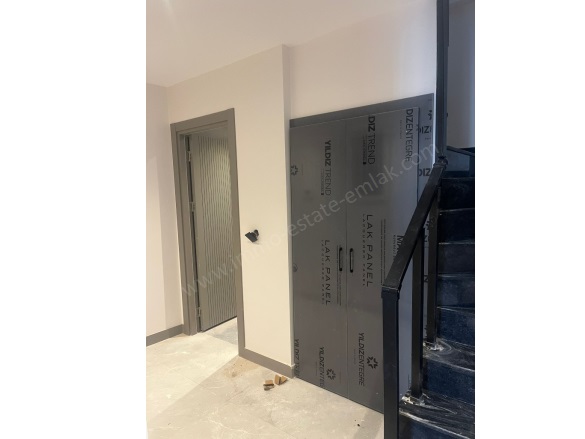 Bostancı Kadıköy Satılık Daire |  3+2 Oda | 180M2 21.000.000Tl  Krediye Uygun  | Dubleks | Kombi | 2 Banyo | 1 Yatak Odası Resim-2