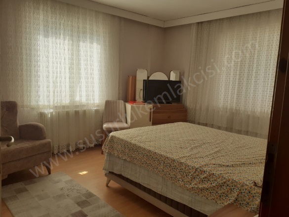 Yeni Mah. Susurluk Satılık Daire |  2+1 Oda | 100M2 2.950.000Tl  Krediye Uygun  | 2. Kat | Kat Kaloriferi | 1 Banyo | 1 Yatak Odası Resim-1