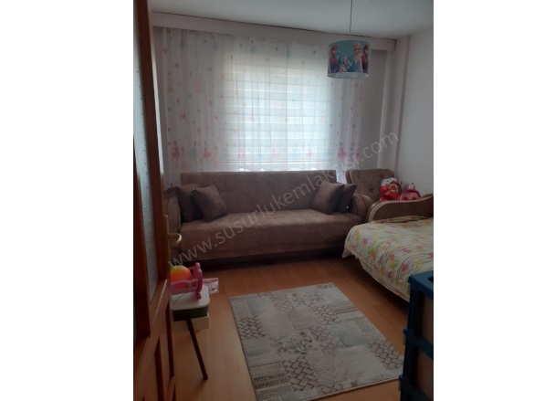 Yeni Mah. Susurluk Satılık Daire |  2+1 Oda | 100M2 2.650.000Tl  Krediye Uygun  | 2. Kat | Kat Kaloriferi | 1 Banyo | 1 Yatak Odası Resim-3