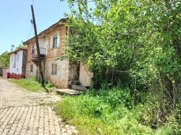 Günaydın Mah. Susurluk Satılık Bahçeli Köy Evi |  472M2 1.700.000Tl İmarlı  Resim-1