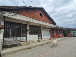 Susurluk Yıldız Mah. Satılık Köy Evi 691 M2