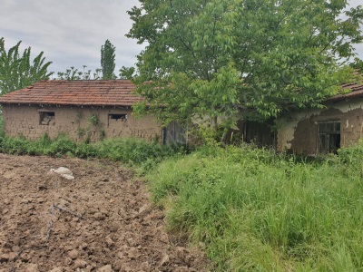 Yıldız Köyünde Satılık Köy Evi Kargir Ev Ve Meyvalık Susurluk Mah