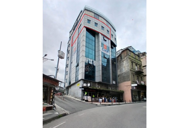 İskenderpaşa Mah. Ortahisar Kiralık Ofis / Büro |  1+1 Oda | 140M2 Aylık 60.000Tl | 6. Kat | Klima | 1 Banyo Resim-2