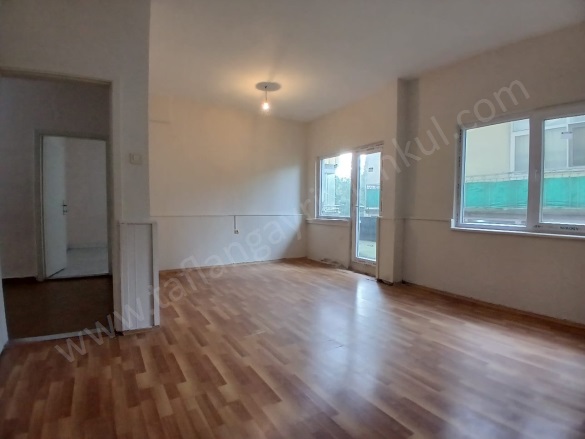 İnönü Mah. Ortahisar Kiralık Ofis / Büro |  2+1 Oda | 125M2 Aylık 15.000Tl | 1. Kat | 1 Banyo Resim-3