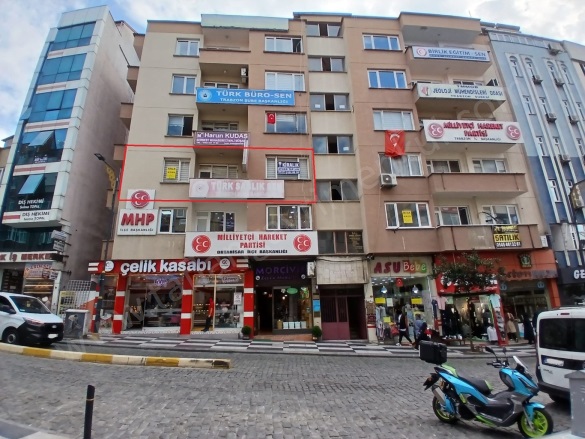 Çarşı Mah. Ortahisar Kiralık Ofis / Büro |  3+1 Oda | 125M2 Aylık 25.000Tl | 2. Kat | Klima | 1 Banyo Resim-1