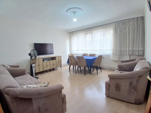 İnönü Mah. Ortahisar Satılık Daire |  3+1 Oda | 140M2 2.500.000Tl | 4. Kat | Kombi | 1 Banyo Resim-3