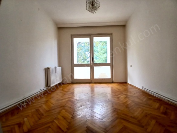 3 Nolu Erdoğdu Mah. Ortahisar Kiralık Daire |  3+1 Oda | 135M2 Aylık 15.000Tl | 2. Kat | Kombi Resim-5