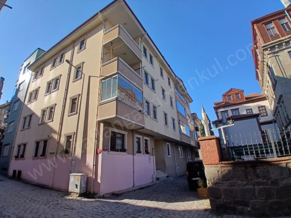 Gazipaşa Mah. Ortahisar Kiralık Daire |  1+2 Oda | 110M2 Aylık 25.000Tl Eşyalı  | 4. Kat | Kombi | 1 Banyo | 2 Yatak Odası Resim-1