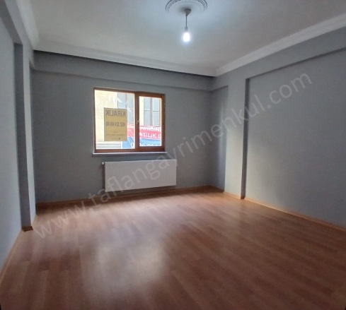 Çarşı Mah. Ortahisar Kiralık Ofis / Büro |  2+1 Oda | 100M2 Aylık 15.000Tl | 1. Kat | 1 Banyo Resim-4