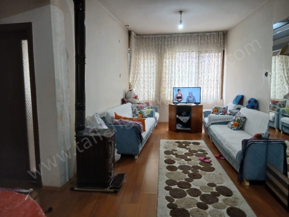 Çarşı Mah. Ortahisar Satılık Daire |  2+1 Oda | 100M2 3.000.000Tl  Krediye Uygun  | 1. Kat | Soba | 1 Banyo Resim-3