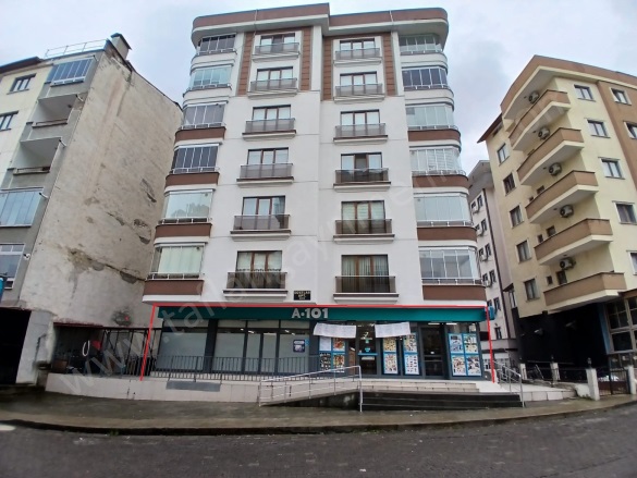 Söğütlü Mah. Akçaabat Satılık Dükkan |  235M2 13.000.000Tl Resim-1