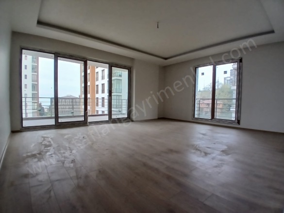 Yıldızlı Mah. Akçaabat Kiralık Daire |  3+1 Oda | 165M2 Aylık 25.000Tl | 2. Kat | Kombi | 2 Banyo Resim-3