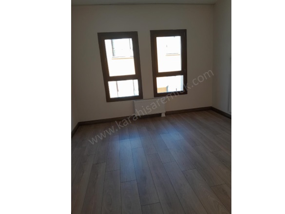 Dörtyol Mah. Afyon Kiralık Daire |  2+1 Oda | 88M2 Aylık 14.000Tl  Krediye Uygun  | 3. Kat | Merkezi Isınma | 1 Banyo | 1 Yatak Odası Resim-5