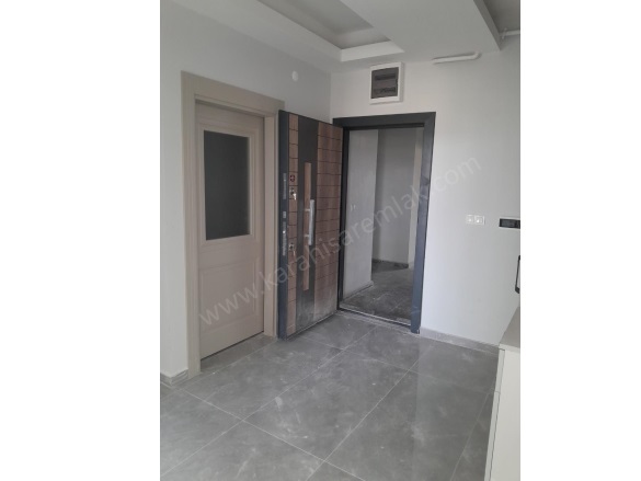 Erkmen Afyon Satılık Daire |  4+1 Oda | 165M2 5.700.000Tl | 5. Kat | Doğalgaz | 2 Banyo | 1 Yatak Odası Resim-3