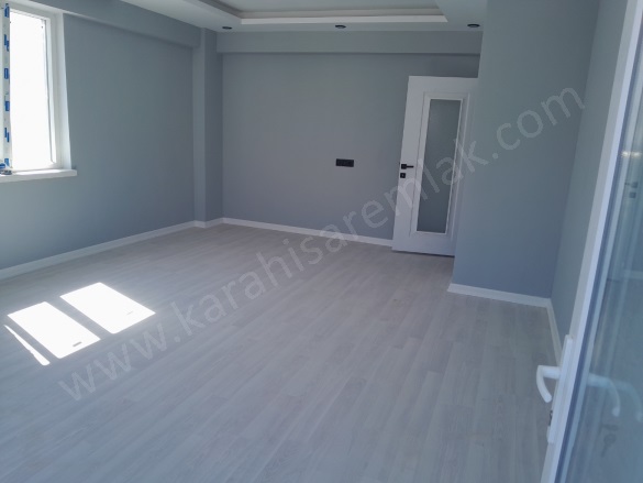 Fatih Mah. Afyon Satılık Daire |  3+1 Oda | 120M2 3.700.000Tl | 3. Kat | Doğalgaz | 1 Banyo | 1 Yatak Odası Resim-4