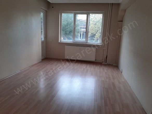 Selçuklu Mah. Afyon Kiralık Daire |  3+1 Oda | 135M2 Aylık 19.000Tl | 1. Kat | Jeotermal | 2 Banyo | 1 Yatak Odası Resim-4