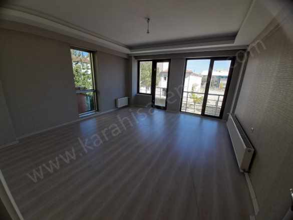 Gazi Mh Kiralık Daire D Gazlı Ara Kat 3+1 Merkez