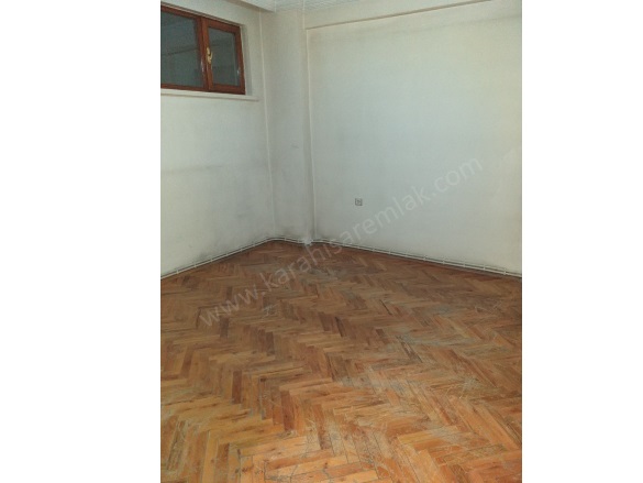 Cumhuriyet Mah. Afyon Kiralık Daire |  3+1 Oda | 105M2 Aylık 11.500Tl | 1. Kat | Doğalgaz | 1 Banyo | 1 Yatak Odası Resim-5