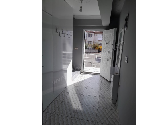 Orhangazi Mah. Afyon Satılık Müstakil Ev |  3+1 Oda | 180M2 8.750.000Tl | Müstakil | Doğalgaz | 1 Banyo | 1 Yatak Odası Resim-4