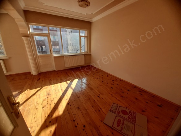 Dervişpaşa Mah. Afyon Kiralık Daire |  3+1 Oda | 105M2 Aylık 15.000Tl | Jeotermal Resim-4