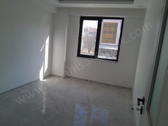 Hoca Ahmet Yesevi Mah. Afyon Kiralık Daire |  3+1 Oda | 110M2 Aylık 19.000Tl | 1. Kat | Doğalgaz | 1 Banyo | 1 Yatak Odası Resim-5