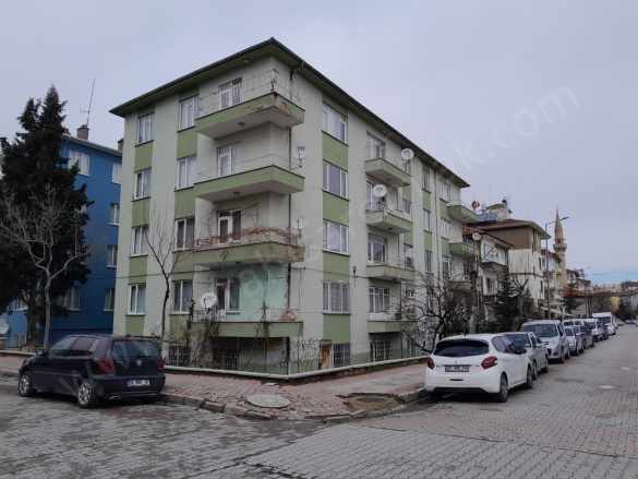 Cumhuriyet Mh Satılık Daire Depo Tapulu Dair 2+1 Merkez