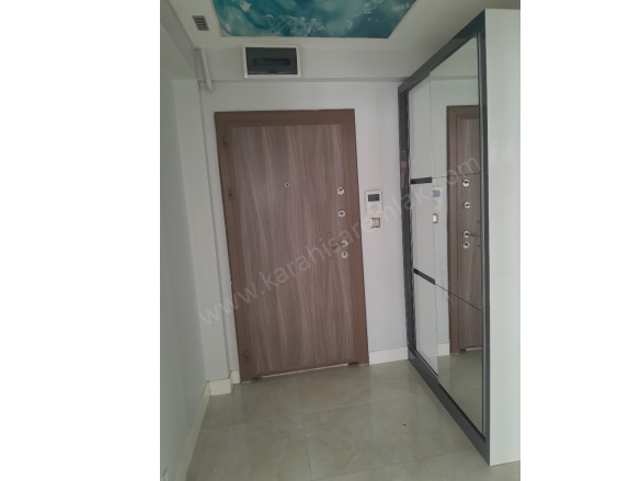 Fatih Mah. Afyon Satılık Daire |  3+1 Oda | 160M2 4.950.000Tl | 3. Kat | Doğalgaz | 2 Banyo | 1 Yatak Odası Resim-3