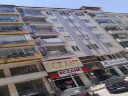 Merkez Karaman Mah. Kiralık Daire 3+1 110 M2 | 5. Kat | Jeotermal | 1 Banyo | 1 Yatak Odası