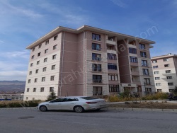 Merkez Kanlıca Mah. Kiralık Daire 2+1 85 M2 | 3. Kat | Doğalgaz | 1 Banyo | 1 Yatak Odası