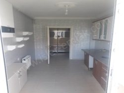 Erciş Sahil Kent Mah. Satılık Daire 2+1 100 M2 | 2. Kat | Doğalgaz