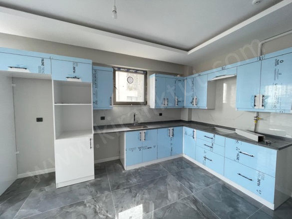 Erikliman Mah. Giresun Kiralık Daire |  3+1 Oda | 160M2 Aylık 30.000Tl | 3. Kat | Doğalgaz | 2 Banyo | 3 Yatak Odası Resim-3