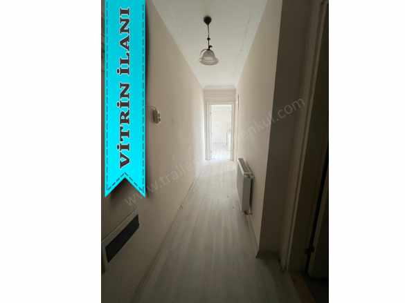 Tralles Gayrimenkulden Orta Mahallede Satılık Daire 1+1 : Efeler Mah