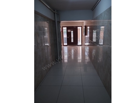 Millet Mah. Yıldırım Satılık Daire |  3+1 Oda | 145M2 4.500.000Tl  Krediye Uygun  | 1. Kat | Kombi | 2 Banyo | 1 Yatak Odası Resim-2