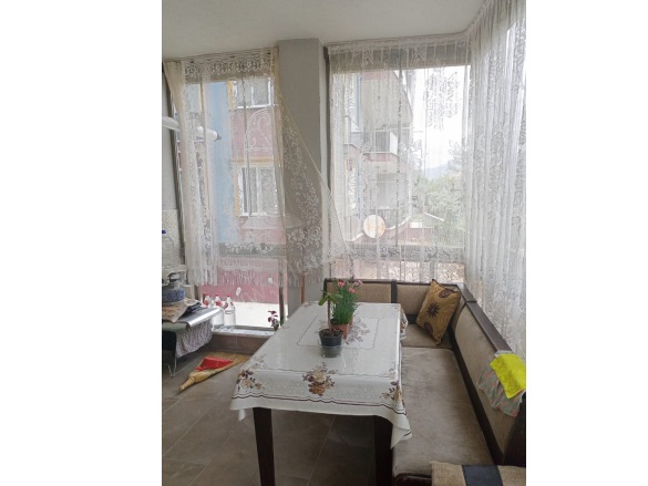 Otogar Mahallesi. Dinar Satılık Daire |  3+1 Oda | 160M2 3.650.000Tl  Krediye Uygun  | 1. Kat | Kombi | 2 Banyo | 1 Yatak Odası Resim-2