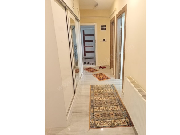 Otogar Mahallesi. Dinar Satılık Daire |  3+1 Oda | 160M2 3.650.000Tl  Krediye Uygun  | 1. Kat | Kombi | 2 Banyo | 1 Yatak Odası Resim-4