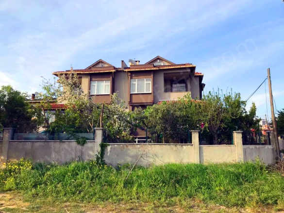 Kamiloba Mah. Büyükçekmece Satılık Bina |  7+3 Oda | 315M2 0Tl  Krediye Uygun  | Kombi | 3 Banyo | 7 Yatak Odası Resim-1